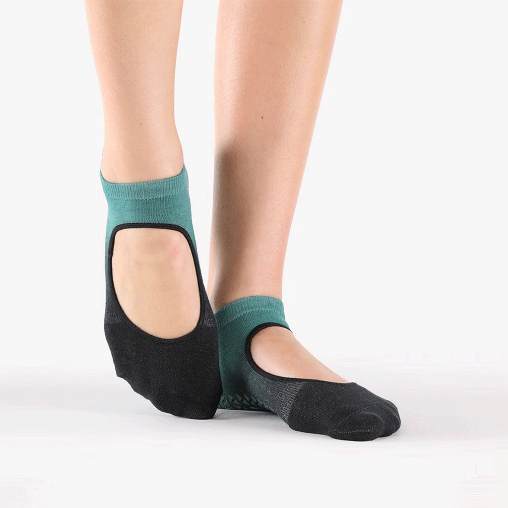 Pointe Studio Nina Strap Grip Sock