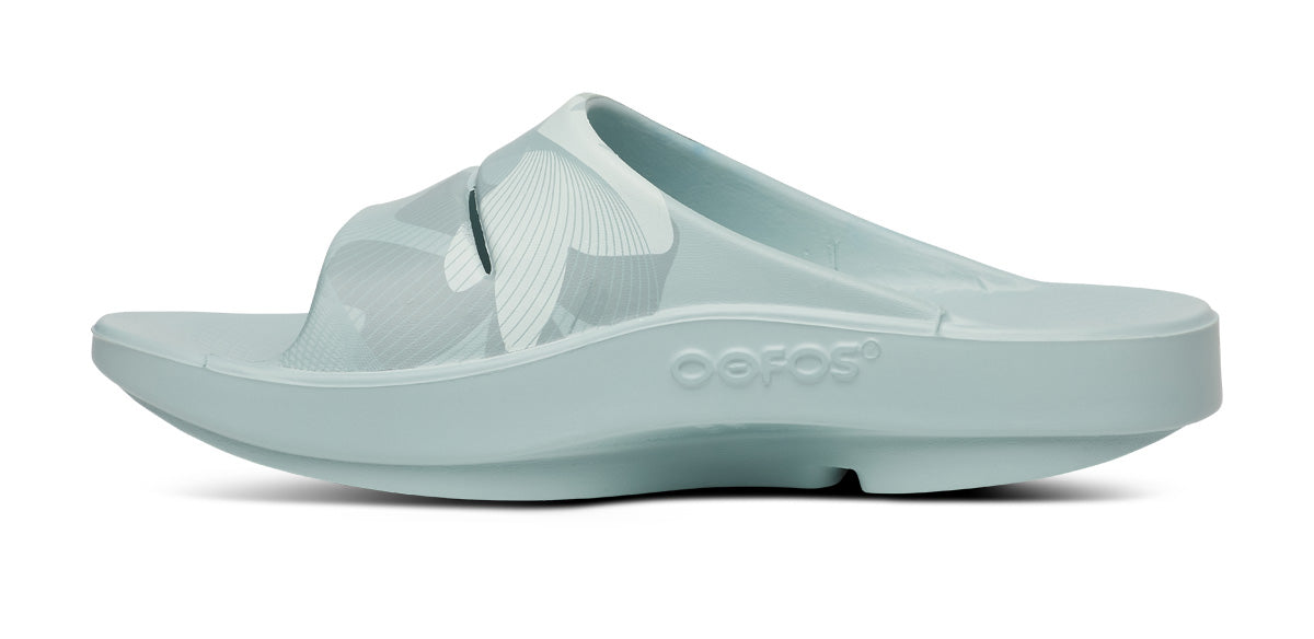 OOFOS Women&#39;s OOahh Slide - Mist Breeze