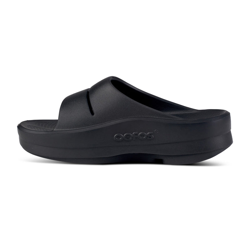 OOFOS Women's OOmega OOahh Slide - Black