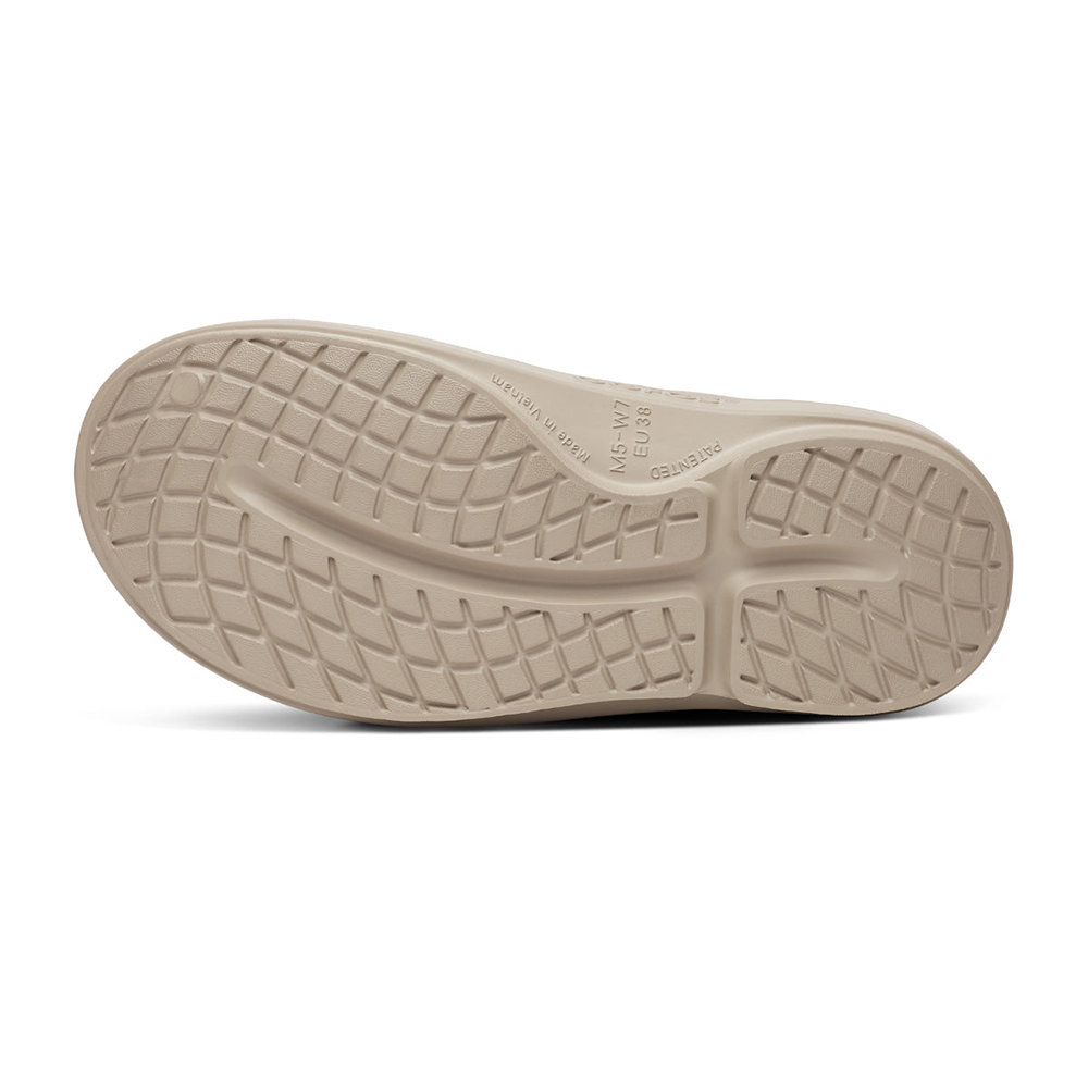 OOFOS Women's OOcloog Clog - Nomad
