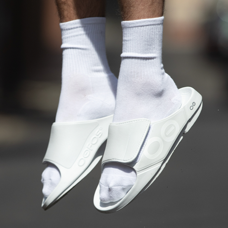 OOFOS Men's OOahh Sport Flex Slide - White