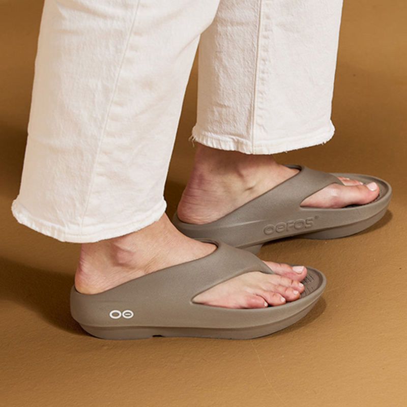 OOFOS Men's OOriginal PLUS - Driftwood