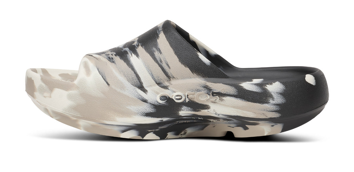 OOFOS Women's OOahh PLUS - Marble Black Nomad