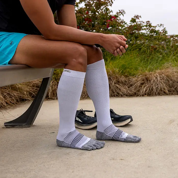 Injinji Compression Over The Calf Toesocks