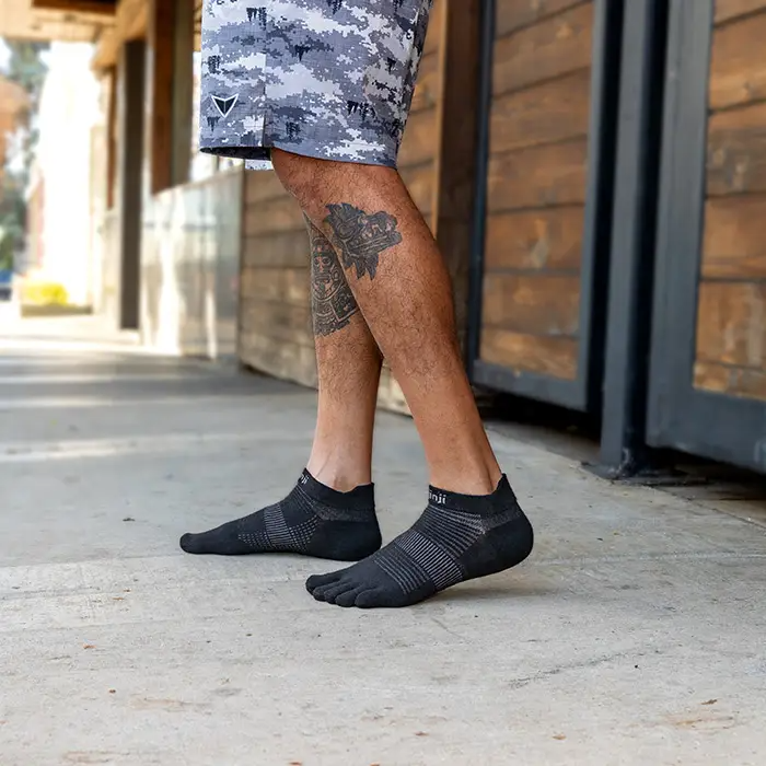 Injinji RUN Lightweight No-Show Running Socks