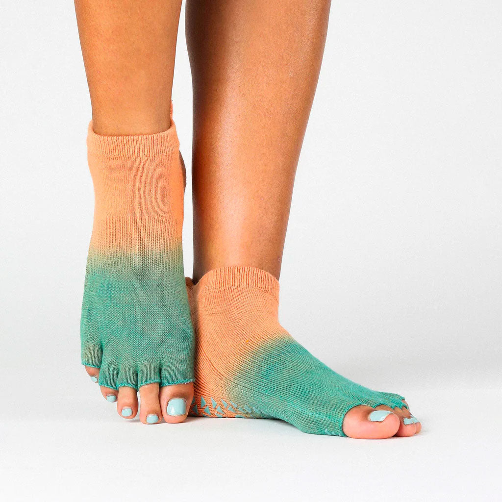 Pointe Studio Cameron Toeless Grip Sock