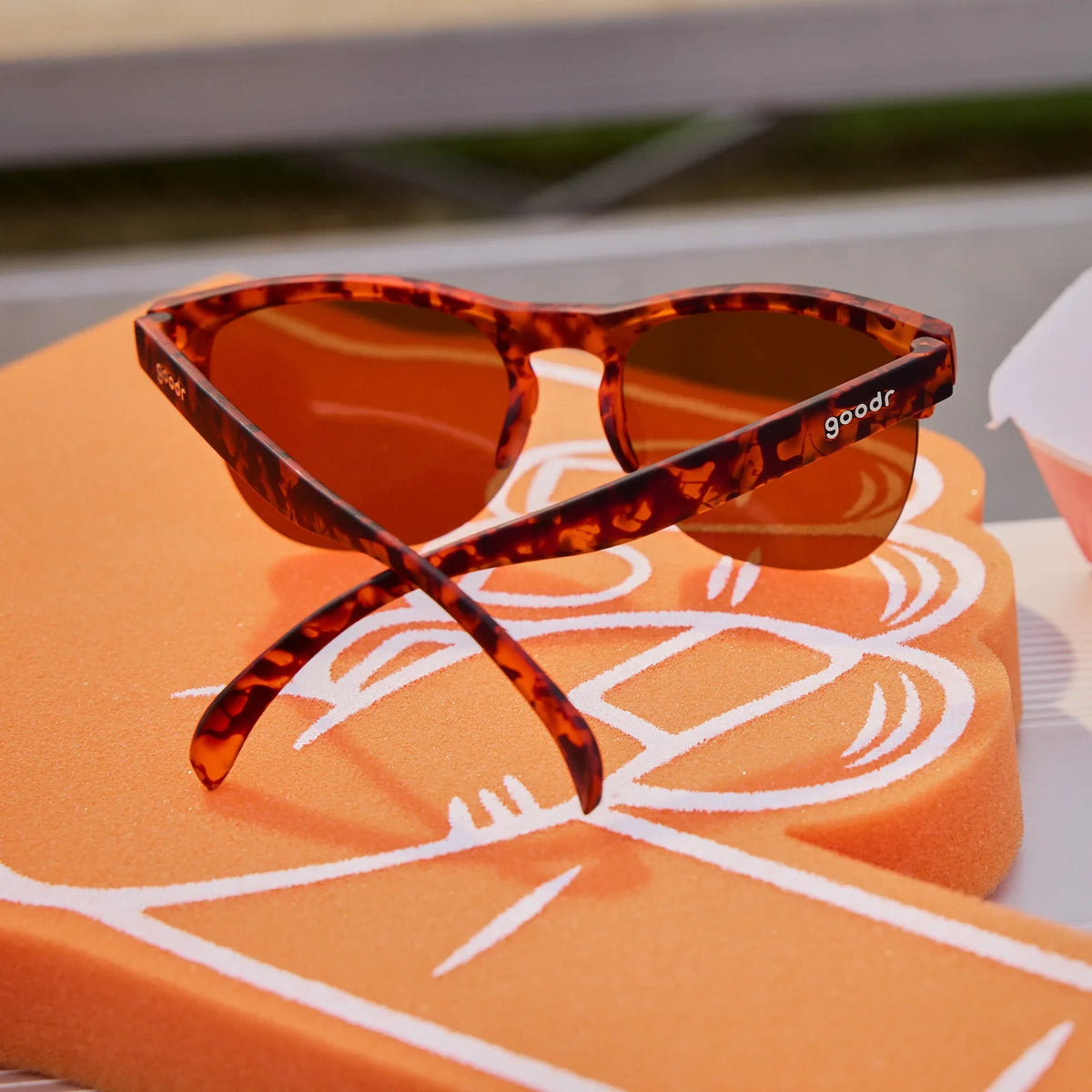 goodr Avant G- Positively Cosmopolitan