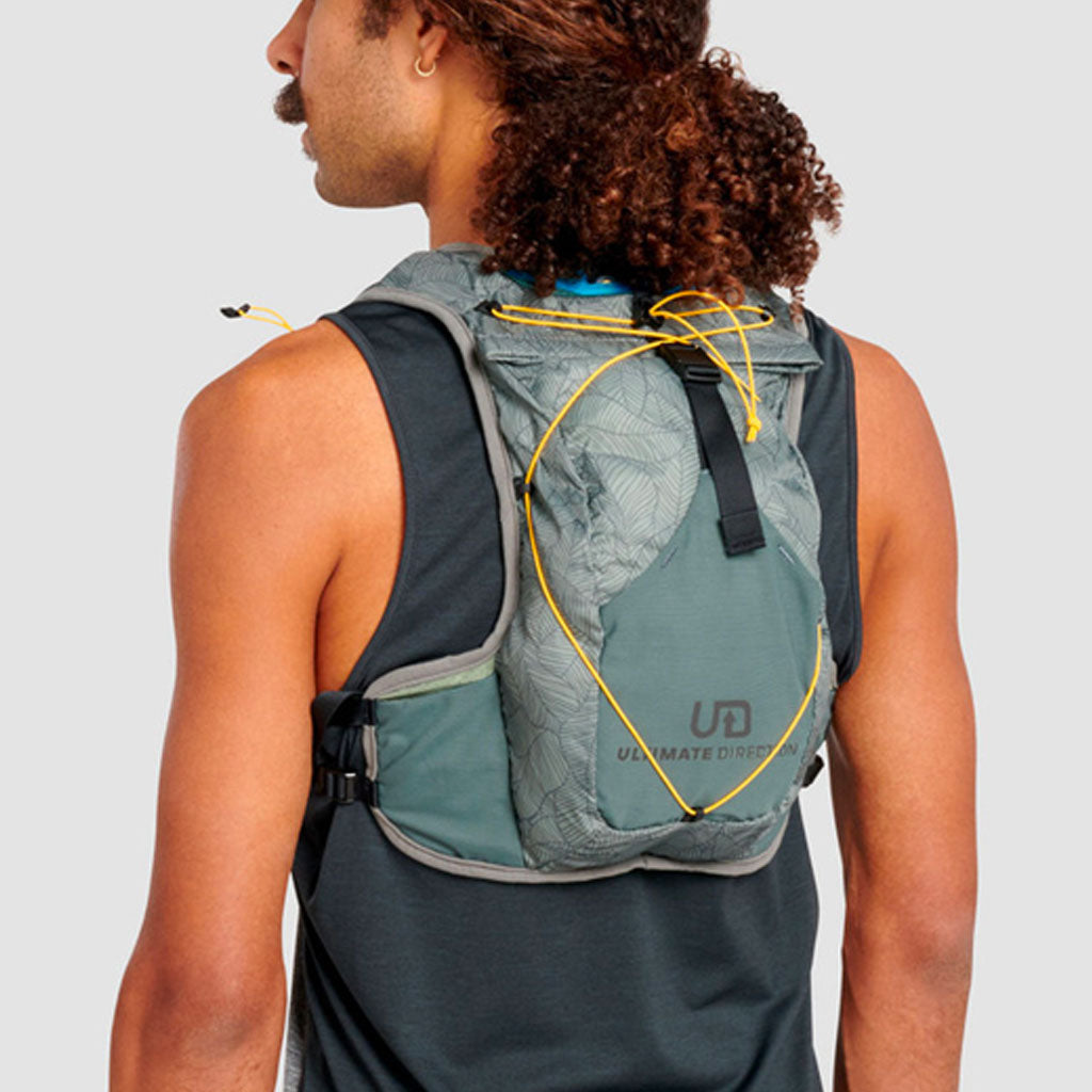 Ultimate Direction Highland Vest Unisex Hydration Pack