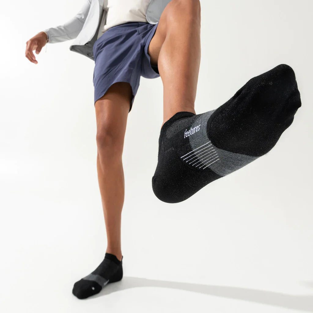 Feetures Merino 10 Cushion Tab Socks
