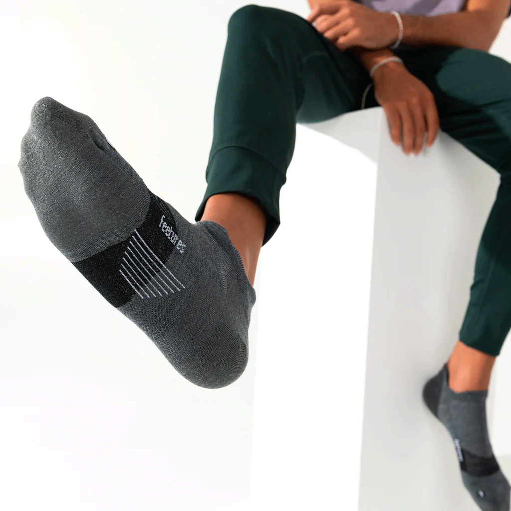 Feetures Merino 10 Cushion Tab Socks