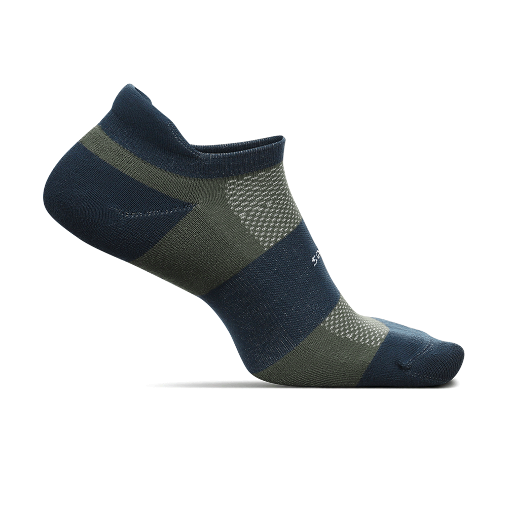 Feetures High Performance Max Cushion Tab Socks