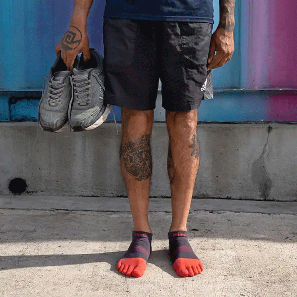 Running sock shoes with best sale toes