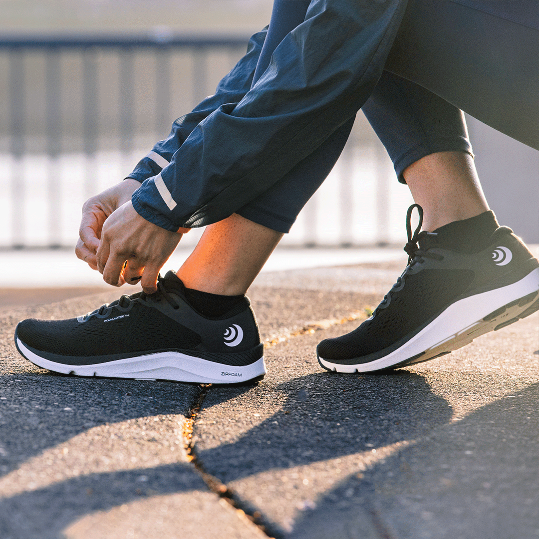 Women's topo top running shoes