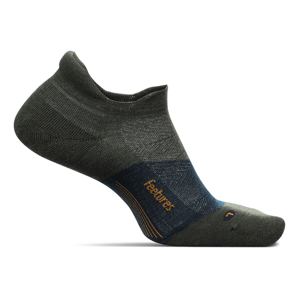 Feetures Merino 10 Cushion No-Show Tab Socks