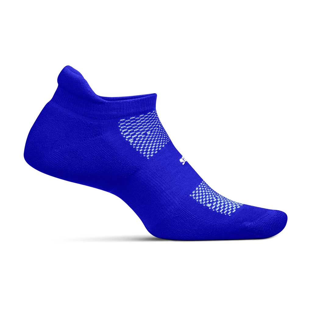 Feetures High Performance Cushion No-Show Tab Socks