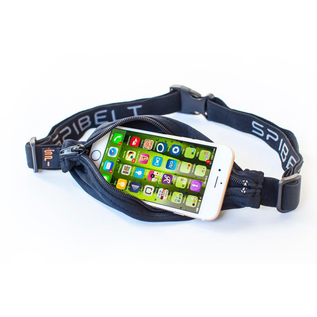 Best running belts 2021 for carrying phones, bottles, and keys